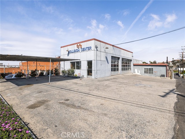 Image 37 of 41 For 713 El Segundo Boulevard