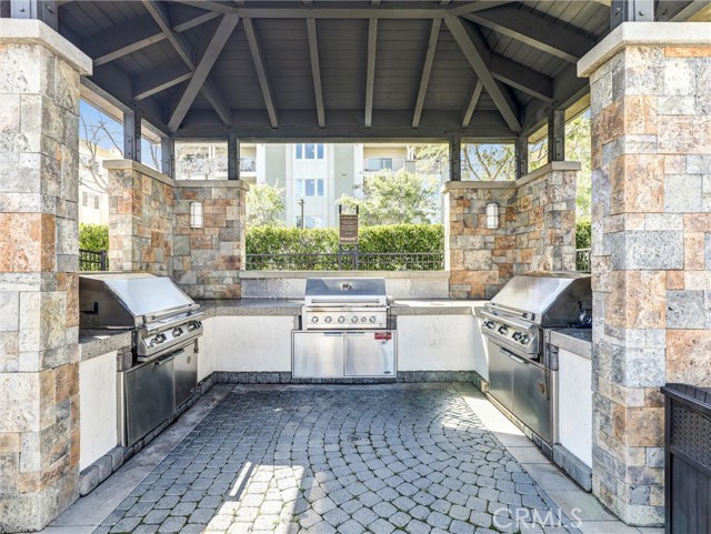 Detail Gallery Image 22 of 26 For 12922 Union #302,  Hawthorne,  CA 90250 - 2 Beds | 2 Baths