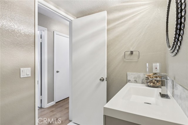 Detail Gallery Image 16 of 28 For 15413 Oak Grove Ct, Chino Hills,  CA 91709 - 3 Beds | 2/1 Baths