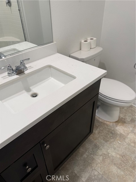 Detail Gallery Image 6 of 9 For 15148 Ridge Ln #4,  Fontana,  CA 92336 - 3 Beds | 3 Baths