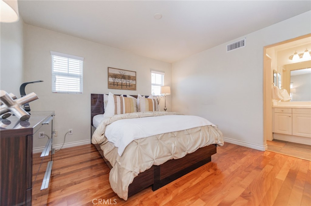 65E51D15 B7C6 4363 8D29 4A31B8E4B00F 10 Flyers, Tustin, Ca 92782 &Lt;Span Style='BackgroundColor:transparent;Padding:0Px;'&Gt; &Lt;Small&Gt; &Lt;I&Gt; &Lt;/I&Gt; &Lt;/Small&Gt;&Lt;/Span&Gt;