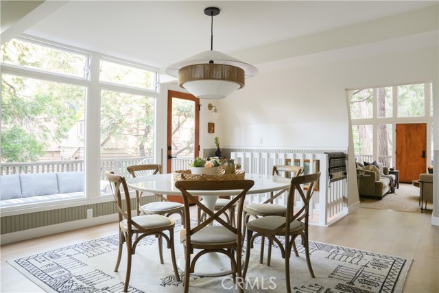27824 Fern Dell Road, Lake Arrowhead CA: https://media.crmls.org/medias/65e52c24-f24f-4849-968c-bf44f971549f.jpg