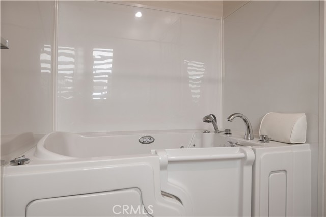 Detail Gallery Image 21 of 52 For 1999 Aliso Peak, Lake Forest,  CA 92610 - 5 Beds | 4/1 Baths