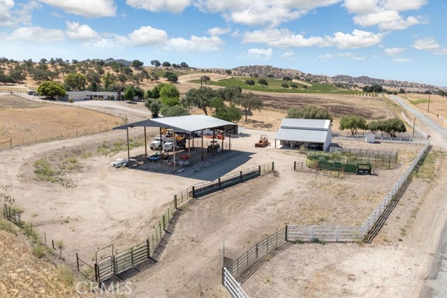 75429 Indian Valley Road, San Miguel CA: https://media.crmls.org/medias/65e55446-fb18-4b91-acff-9033cee57961.jpg