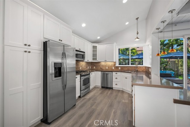 Detail Gallery Image 13 of 65 For 25936 Avenida Cabrillo, San Juan Capistrano,  CA 92675 - 5 Beds | 3/1 Baths