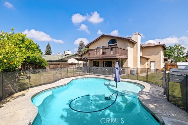 7209 Copper Creek Way, Bakersfield CA: https://media.crmls.org/medias/65e611c7-8eb1-4114-aa45-07caf43bd332.jpg