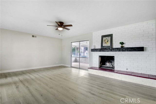 Detail Gallery Image 6 of 27 For 26110 Hemet St, Hemet,  CA 92544 - 3 Beds | 2 Baths