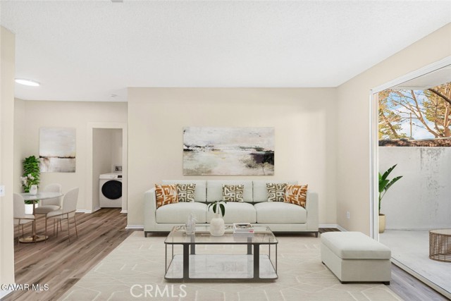 Front Image Thumbnail for CRSR26066405