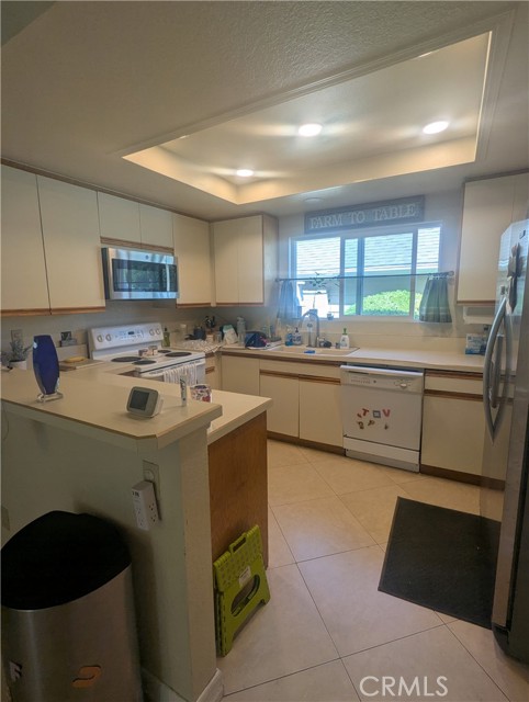 28262 Glenbrook, Mission Viejo CA: https://media.crmls.org/medias/65e892bc-562d-44b5-ae00-f41a0336f0de.jpg