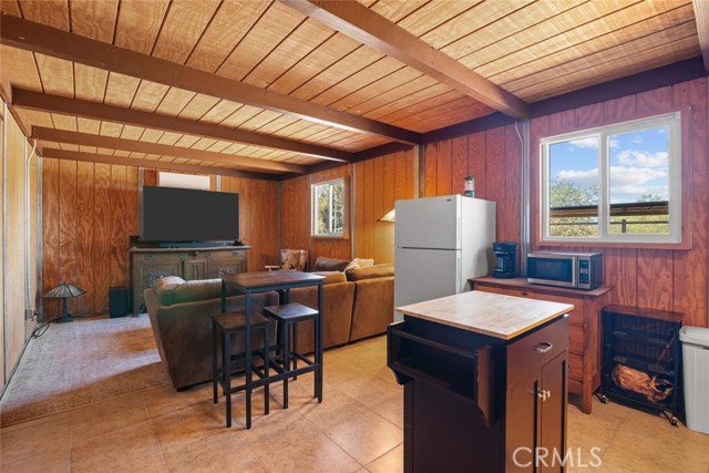 21100 Paseo Montana, Murrieta CA: https://media.crmls.org/medias/65e929c4-9f7f-41e4-8184-5ad1df2bc5a8.jpg