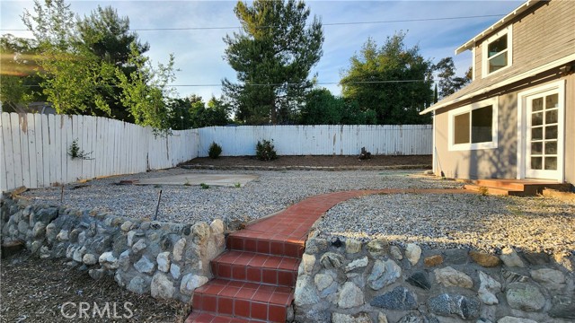 Detail Gallery Image 12 of 47 For 10003 Winespa Ave, Beaumont,  CA 92223 - 4 Beds | 2 Baths