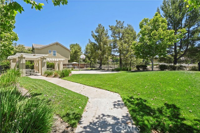 28445 Silverking Trail, Saugus CA: https://media.crmls.org/medias/65ea0538-6a54-4e91-9a7a-35a26864d610.jpg