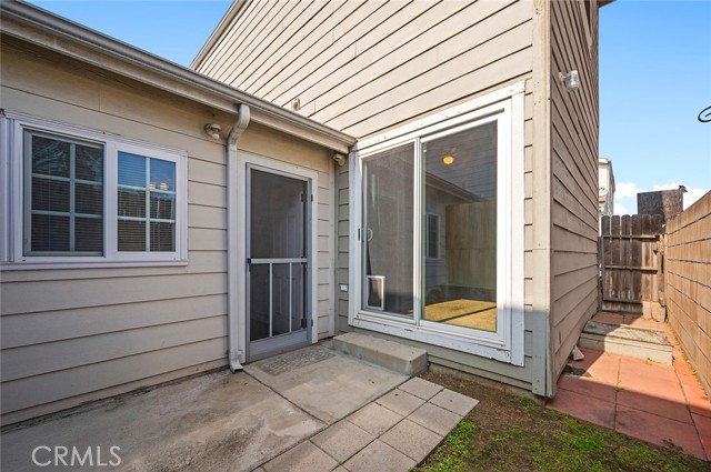 Detail Gallery Image 31 of 40 For 9921 Flora Vista #5,  Bellflower,  CA 90706 - 4 Beds | 2 Baths