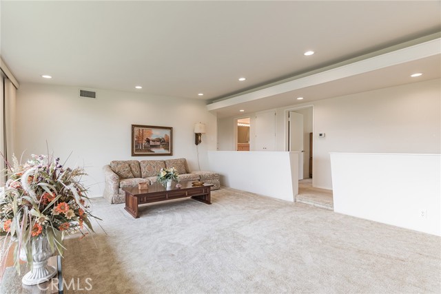 4 Harbor Sight Drive, Rolling Hills Estates, California 90274, 3 Bedrooms Bedrooms, ,2 BathroomsBathrooms,Residential,Sold,Harbor Sight,PW21226971