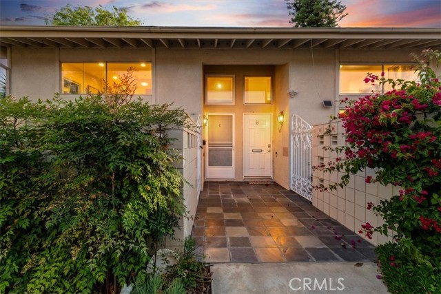 Front Image Thumbnail for CRDW26139829