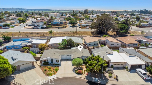 160 Jennifer Court, Grover Beach CA: https://media.crmls.org/medias/65eb6f10-d8da-40e9-8289-97c5cc18f84f.jpg