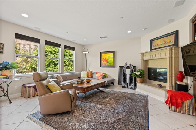 Detail Gallery Image 17 of 70 For 1908 Hazel Nut Ct, Agoura Hills,  CA 91301 - 5 Beds | 4 Baths