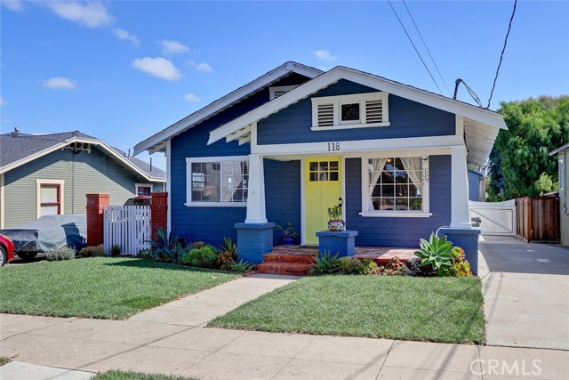 118 Helberta Avenue, Redondo Beach, California 90277, 3 Bedrooms Bedrooms, ,3 BathroomsBathrooms,Residential,Sold,Helberta,SB18247405