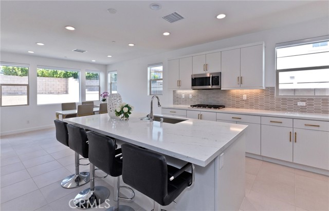 Detail Gallery Image 17 of 43 For 36017 Wallace St, Palm Desert,  CA 92211 - 3 Beds | 2 Baths