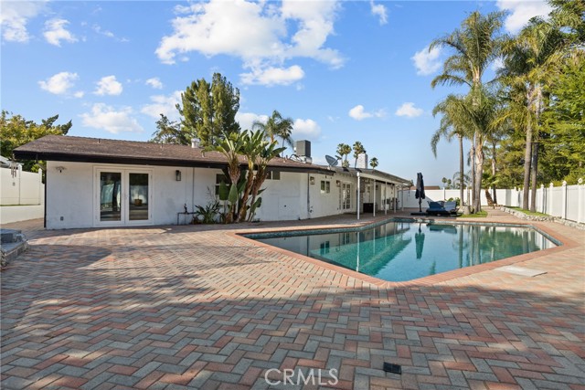 Detail Gallery Image 27 of 28 For 4506 El Abaca Pl, Tarzana,  CA 91356 - 4 Beds | 2/1 Baths