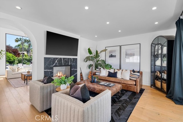 554 S Helberta Avenue, Redondo Beach CA: https://media.crmls.org/medias/65f30d6f-79d6-4dec-95d5-82dbf931684b.jpg