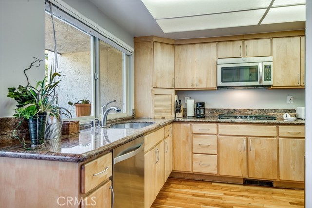 37 Aspen Way, Rolling Hills Estates, California 90274, 2 Bedrooms Bedrooms, ,2 BathroomsBathrooms,Residential,Sold,Aspen,PV23025170
