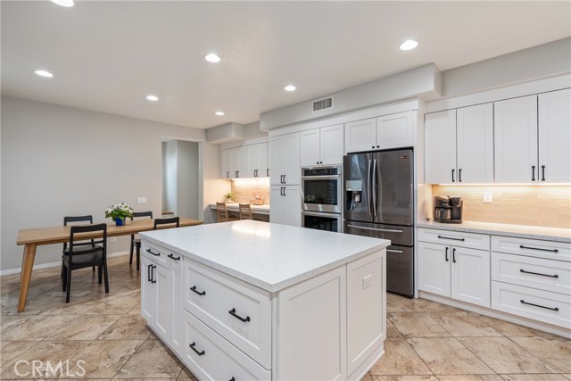 Detail Gallery Image 16 of 66 For 8111 Finch St, Corona,  CA 92880 - 5 Beds | 3 Baths