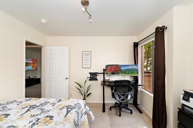 Detail Gallery Image 14 of 31 For 9920 Jordan Ave #1,  Chatsworth,  CA 91311 - 2 Beds | 2 Baths