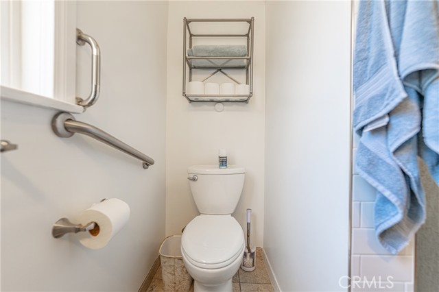 Detail Gallery Image 23 of 37 For 6606 Alamo Ave, Bell,  CA 90201 - 3 Beds | 1 Baths