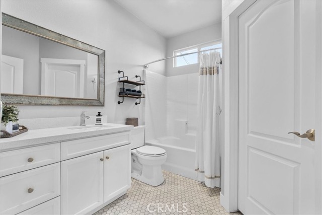 Detail Gallery Image 17 of 64 For 12053 Quail Ct, Yucaipa,  CA 92399 - 5 Beds | 3/1 Baths