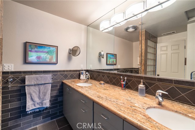 Detail Gallery Image 26 of 37 For 39802 Lakeview Dr #10,  Big Bear Lake,  CA 92315 - 2 Beds | 2/1 Baths