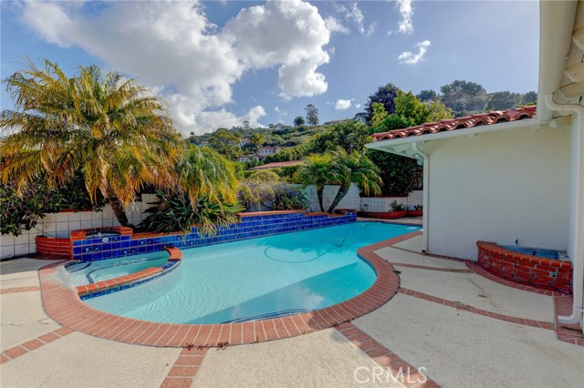 760 Via Del Monte, Palos Verdes Estates, California 90274, 4 Bedrooms Bedrooms, ,3 BathroomsBathrooms,Residential,Sold,Via Del Monte,SB23007953