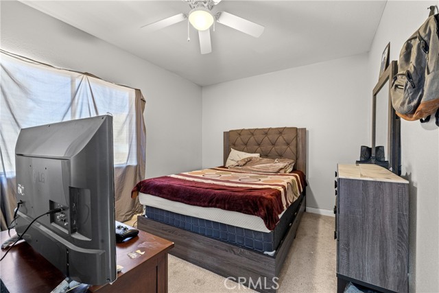 9164 Quincy Avenue, Hesperia CA: https://media.crmls.org/medias/65f7e482-8455-42be-8d59-67ae204a0f7c.jpg