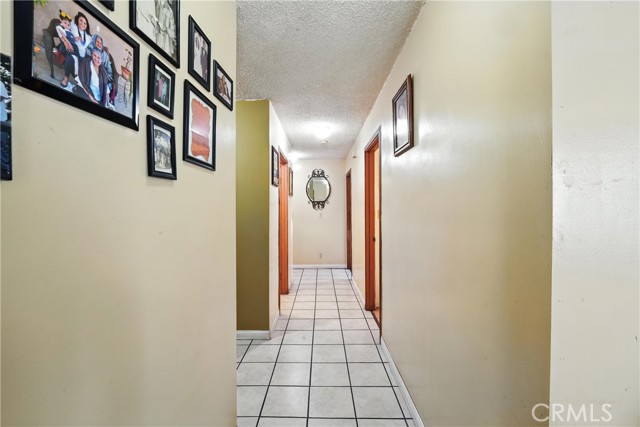 2718 E 7th Street, Los Angeles CA: https://media.crmls.org/medias/65f7e6ad-2076-40ce-8018-75d294b15b4d.jpg