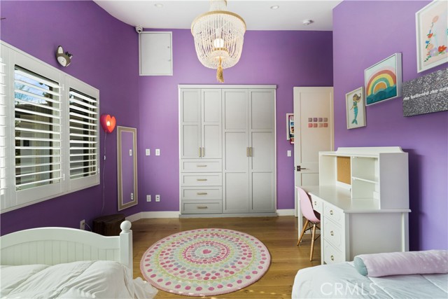 Detail Gallery Image 36 of 65 For 11308 Dona Teresa Dr, Studio City,  CA 91604 - 5 Beds | 4 Baths