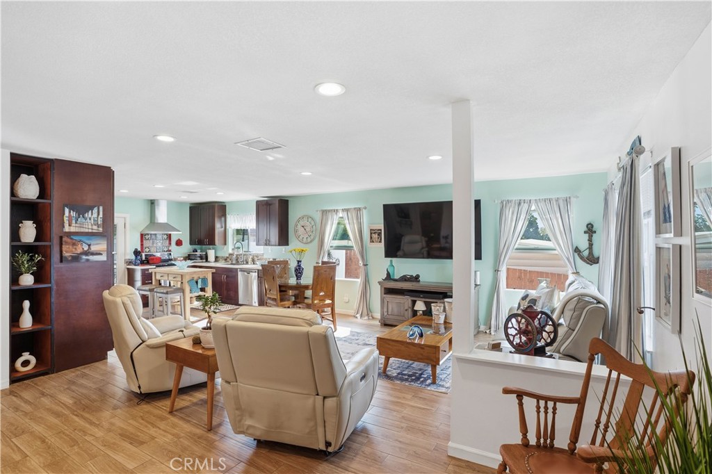 65F88574 7Ff4 41D1 Bc9E 5Ce55415C2Cb 637 Iowa, Fallbrook, Ca 92028 &Lt;Span Style='BackgroundColor:transparent;Padding:0Px;'&Gt; &Lt;Small&Gt; &Lt;I&Gt; &Lt;/I&Gt; &Lt;/Small&Gt;&Lt;/Span&Gt;