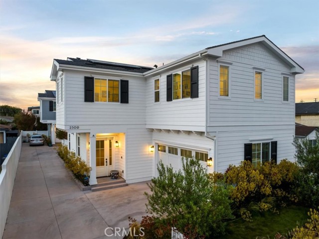 2309 Huntington Lane, Redondo Beach, California 90278, 4 Bedrooms Bedrooms, ,3 BathroomsBathrooms,Residential,Sold,Huntington Lane,SB23147726