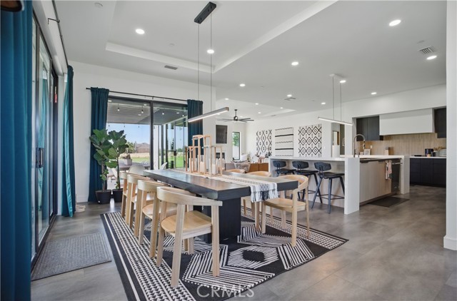 1901 E Sorrento Court, Merced CA: https://media.crmls.org/medias/65fa6e3f-7ae9-4611-a072-7b5af0aaecb7.jpg