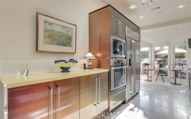 1 Tiburon Court, Manhattan Beach, California 90266, 3 Bedrooms Bedrooms, ,Residential,Sold,Tiburon,SB17005932