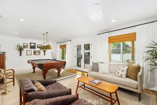 Detail Gallery Image 8 of 31 For 342 Selkirk Drive, Corona,  CA 92881 - 4 Beds | 2/1 Baths