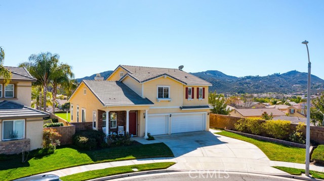Detail Gallery Image 1 of 1 For 34279 Blossoms Dr, Lake Elsinore,  CA 92532 - 4 Beds | 3 Baths