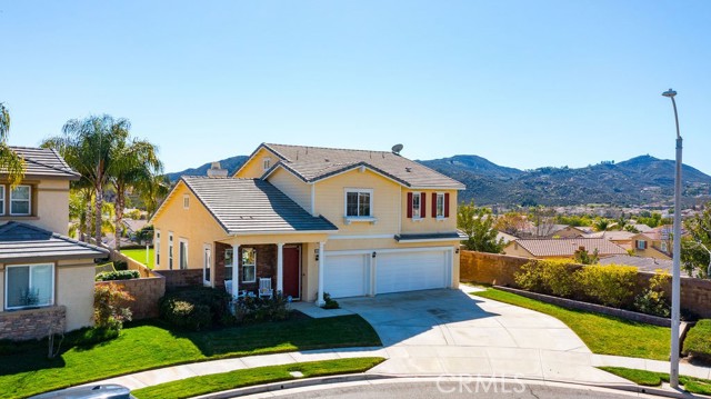 Detail Gallery Image 1 of 1 For 34279 Blossoms Dr, Lake Elsinore,  CA 92532 - 4 Beds | 3 Baths