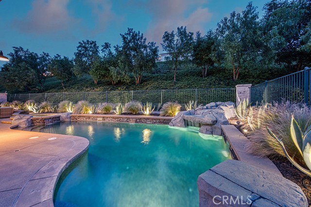 Detail Gallery Image 35 of 47 For 10 Taylynn Ct, Coto de Caza,  CA 92679 - 5 Beds | 4/2 Baths
