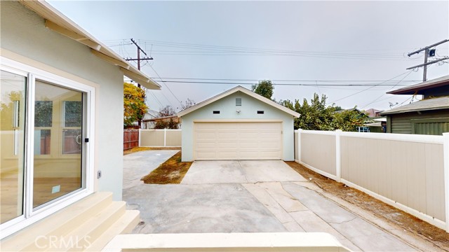 Detail Gallery Image 21 of 24 For 2249 W 30th St, Los Angeles,  CA 90018 - 4 Beds | 2 Baths