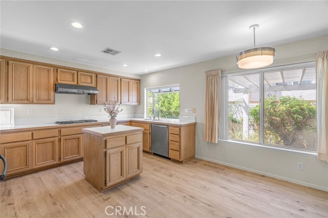 Detail Gallery Image 10 of 38 For 1717 Cabrillo St, West Covina,  CA 91791 - 4 Beds | 3 Baths