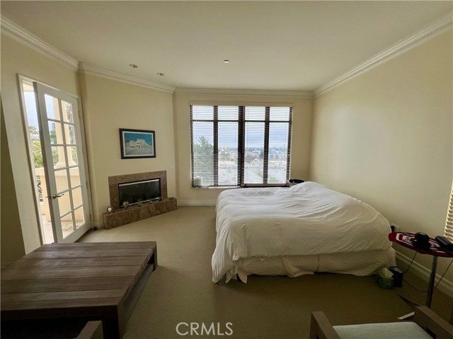 11847 Gorham Avenue, Los Angeles CA: https://media.crmls.org/medias/65fd1469-1506-4765-9417-97a77580568e.jpg