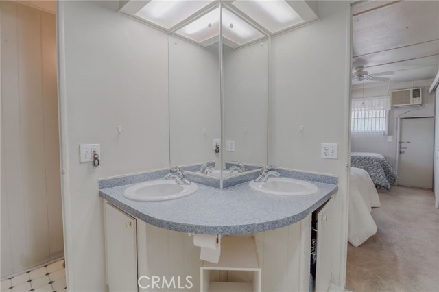 12995 6th, Yucaipa CA: https://media.crmls.org/medias/65fd2258-ce2b-4346-ac8d-9b1cabe52d1e.jpg
