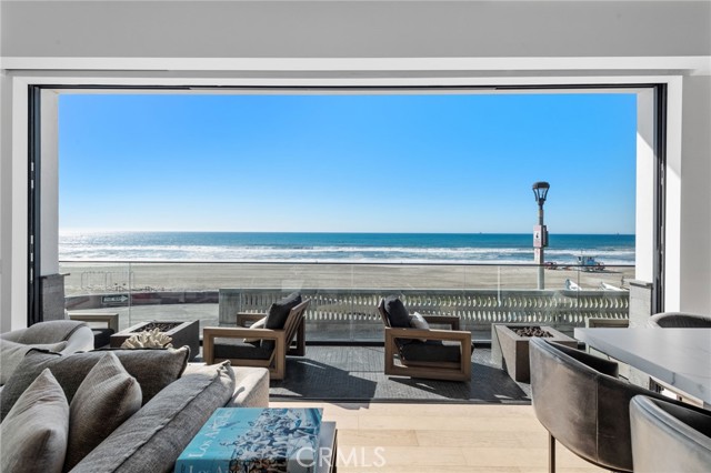 Detail Gallery Image 35 of 53 For 2200 the Strand a,  Manhattan Beach,  CA 90266 - 2 Beds | 2 Baths