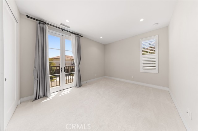 Detail Gallery Image 11 of 16 For 231 Evaroad, Irvine,  CA 92602 - 4 Beds | 3 Baths