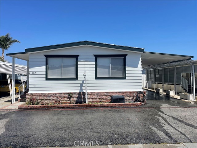 20701 Beach Boulevard, Huntington Beach CA: https://media.crmls.org/medias/65feb462-7af4-4786-bd67-cccd612bdc4b.jpg